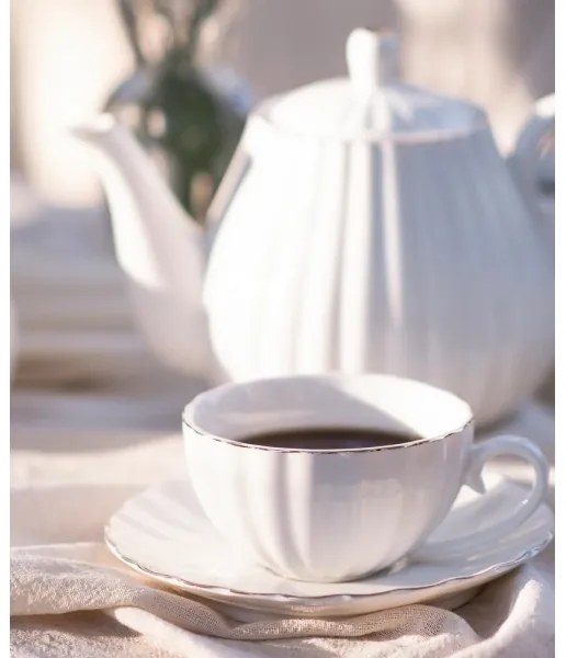 Set da caffè in porcellana, 15 pezzi, bianco