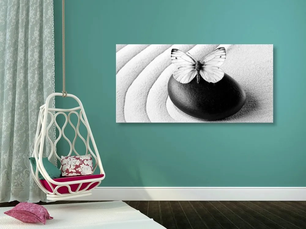 Quadro su tela – Pietra Zen con farfalla in bianco e nero