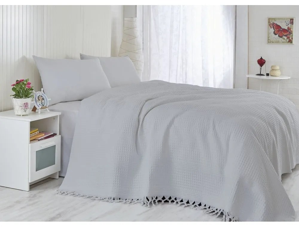 Copriletto beige in cotone 220x240 cm Pique – Mijolnir