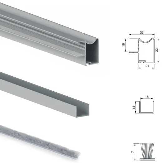 Sistema a scorrimento inferiore per armadio 2 ante di spessore 16 mm, con chiusura soft e profili in alluminio (pannelli non inc