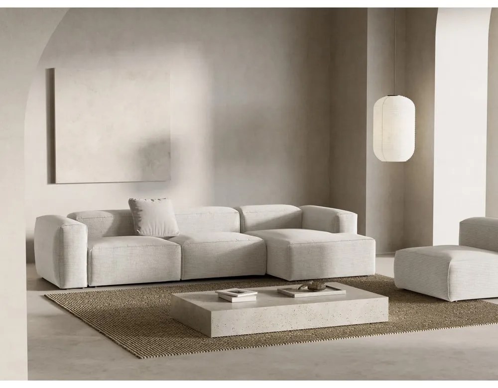 Divano angolare beige (con penisola a destra/con chaise lounge) con rivestimento in velluto a coste Bergamo – Cosmopolitan Design