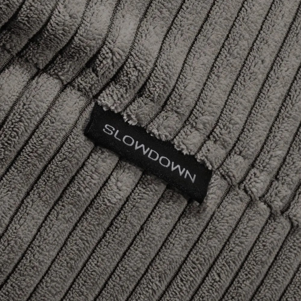 Puof a sacco nero con rivestimento in velluto a coste Lounge – SLOWDOWN