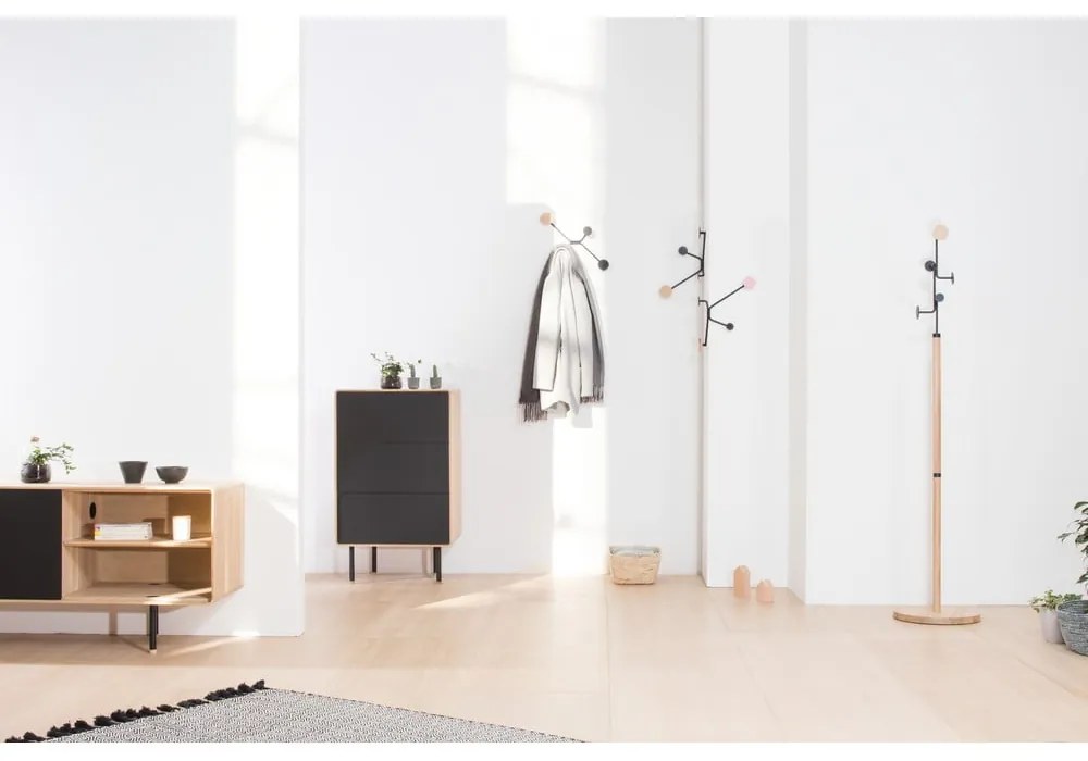 Cassettiera alta nera in legno di quercia con 3 cassetti 60x100 cm Fina - Gazzda