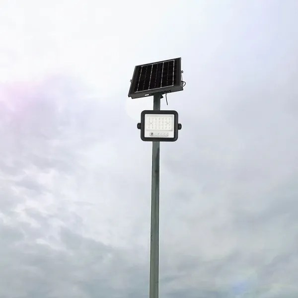 Proiettore solare LED dimmerabile 50W/3,2V IP65 3800 mAh nero + telecomando