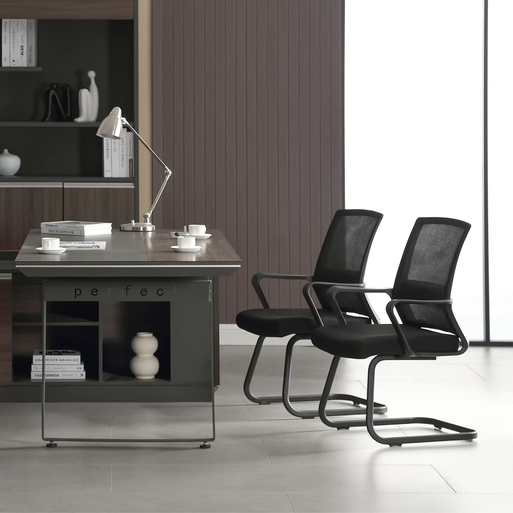 Sedie Cantilever Set Sedie Da Ufficio In Ecopelle Cantilever