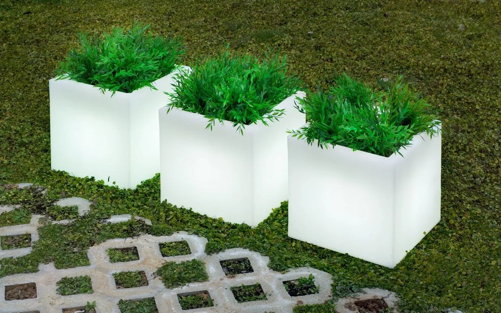 Lampada da esterno Narciso H 36 cm, in polietilene , luce rgb LED 45W 45LM NEWGARDEN