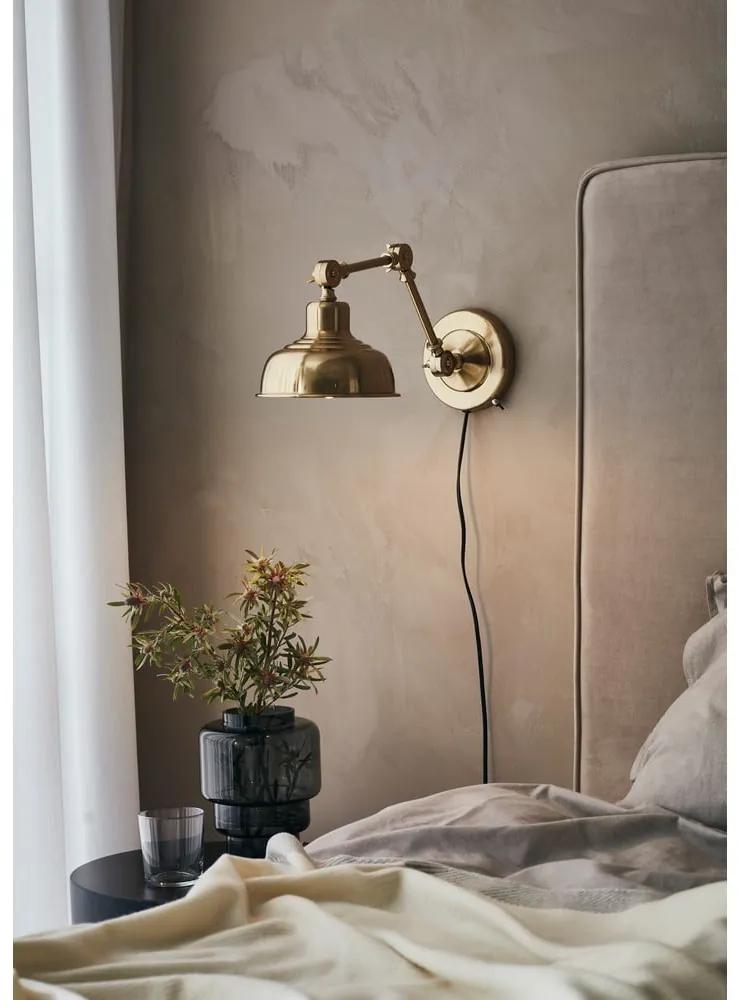 Lampada da parete in colore oro Grimstad - Markslöjd