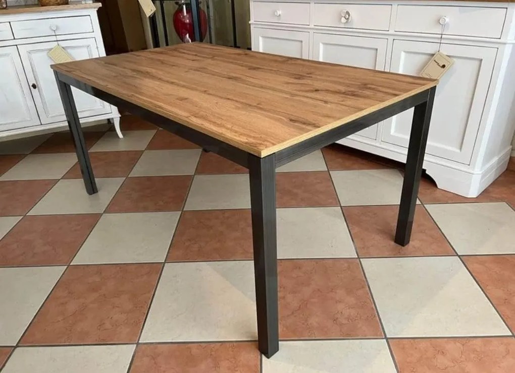 Tavolo da pranzo allungabile moderno  140 x 80