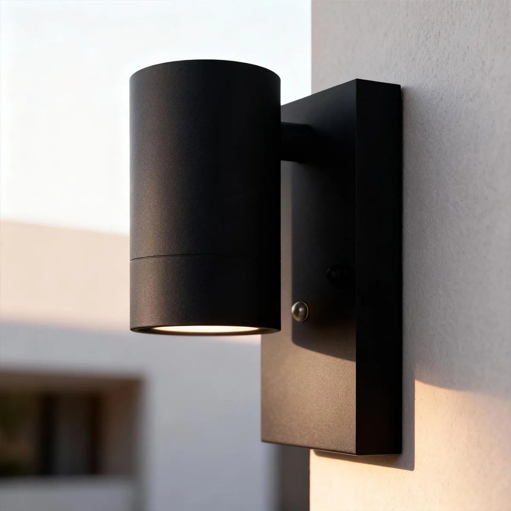 Applique GU10 con Sensore Crepuscolare E27 IP65 per esterno - Nera