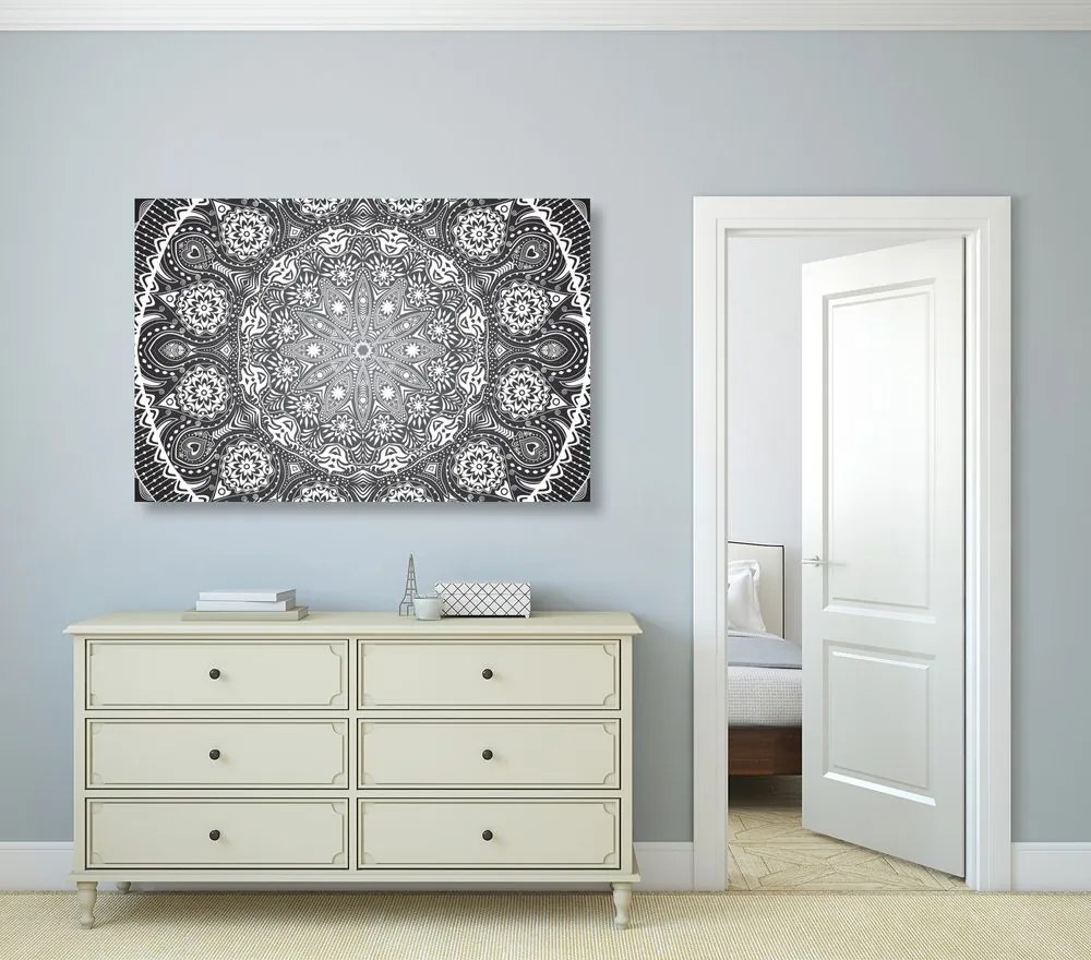 Stampa su tela – Mandala ornamentale con pizzo in bianco e nero