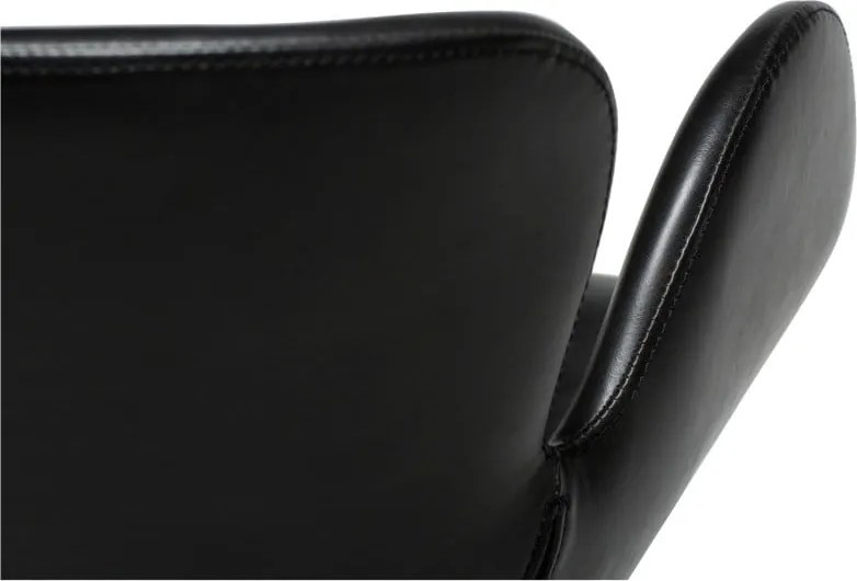 Sedia da pranzo nera in imbottito con braccioli Gaia – DAN-FORM Denmark