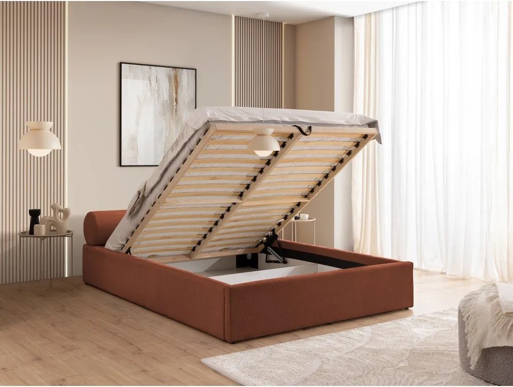Letto matrimoniale imbottito color terracotta con contenitore con rete inclusa 200x200 cm Cille – Ropez