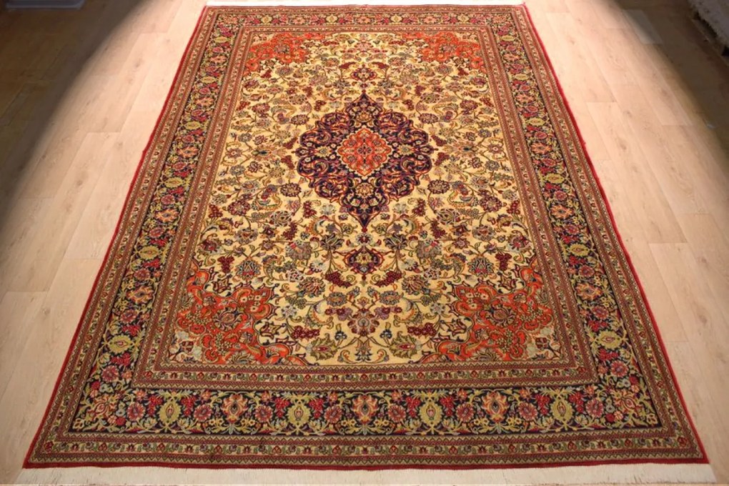 Ghom Tappeto 360 x 250 (Iran) Annodato A Mano