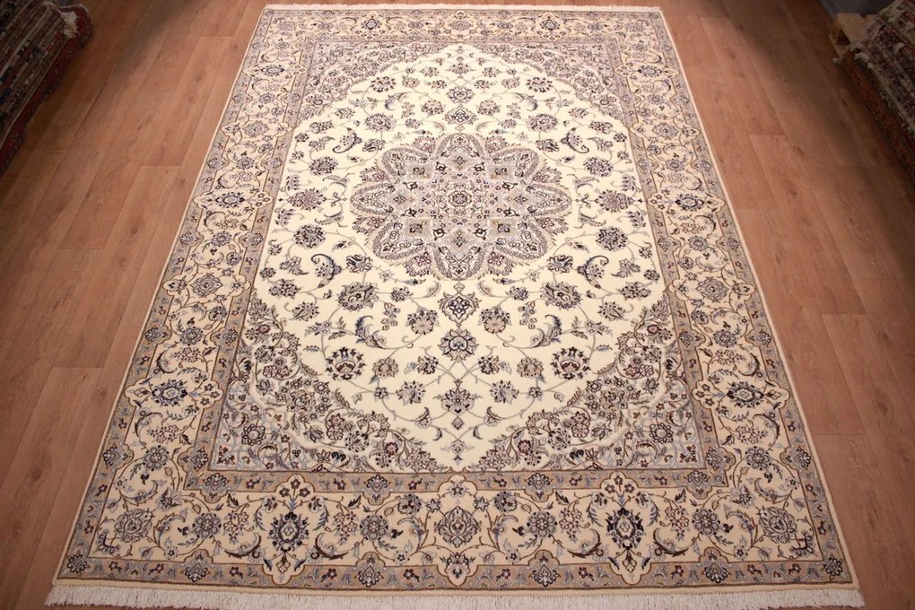 Nain Tappeto 250 x 360 (Iran) Annodato A Mano