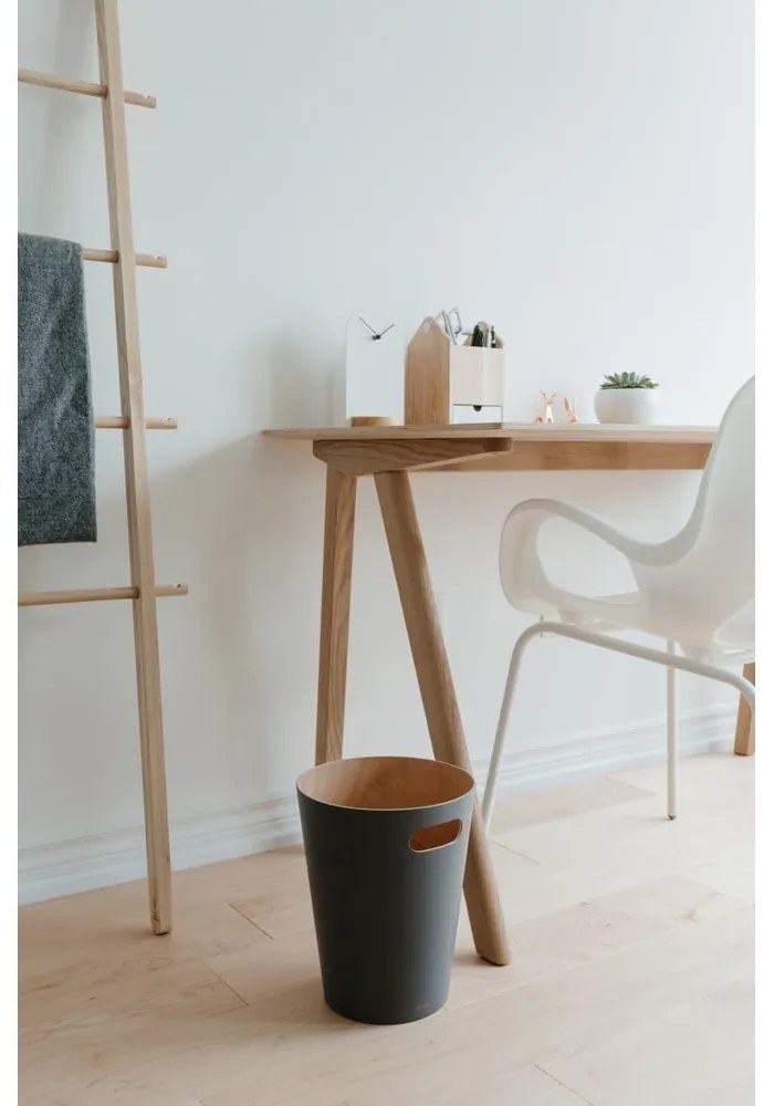 Cestino in legno grigio scuro da 7,5 l Woodrow - Umbra