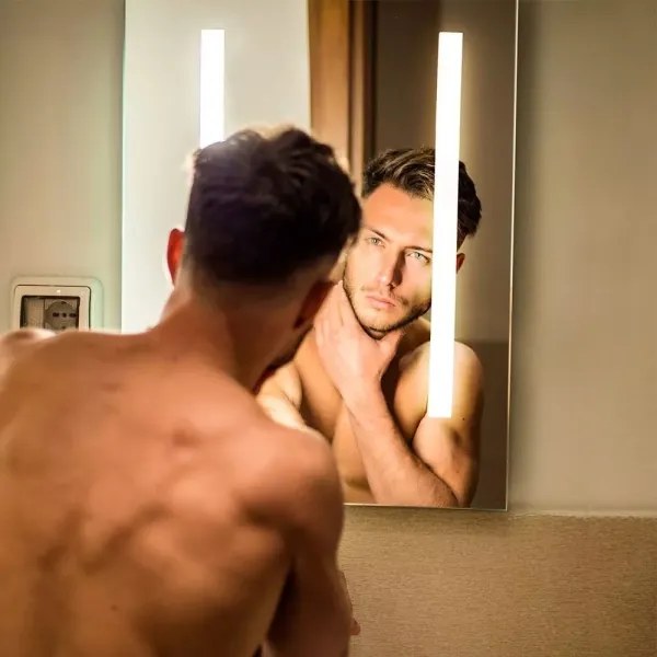 LED Specchio retroilluminato riscaldato da bagno LED/17W/230V IP44