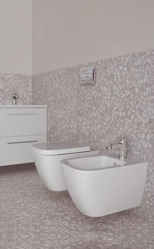 Coppia sanitari sospesi scarico a parete IDEAL STANDARD I.Life B bianco lucido WC: P 54 x L 36 x H 34 cm, bidet: P 54 x L 36 x H 34 cm