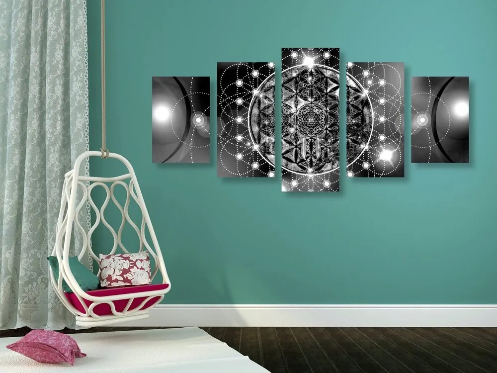 Quadri 5 pezzi – Mandala affascinante in bianco e nero