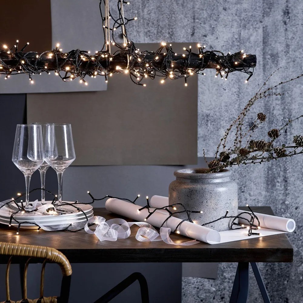 Catena luminosa a LED, lunghezza 25,6 m - Star Trading