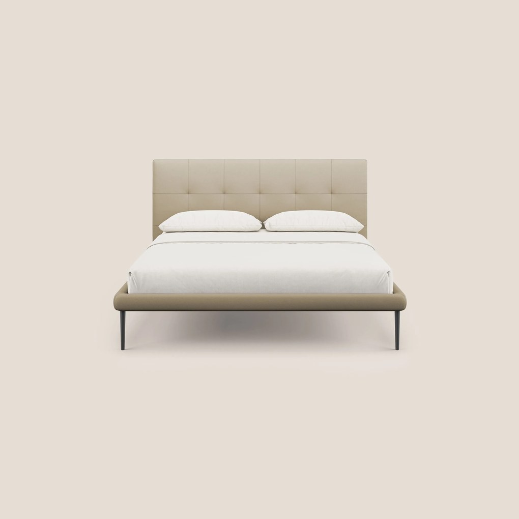 Midori letto imbottito trapuntato in ecopelle con piedini alti T04