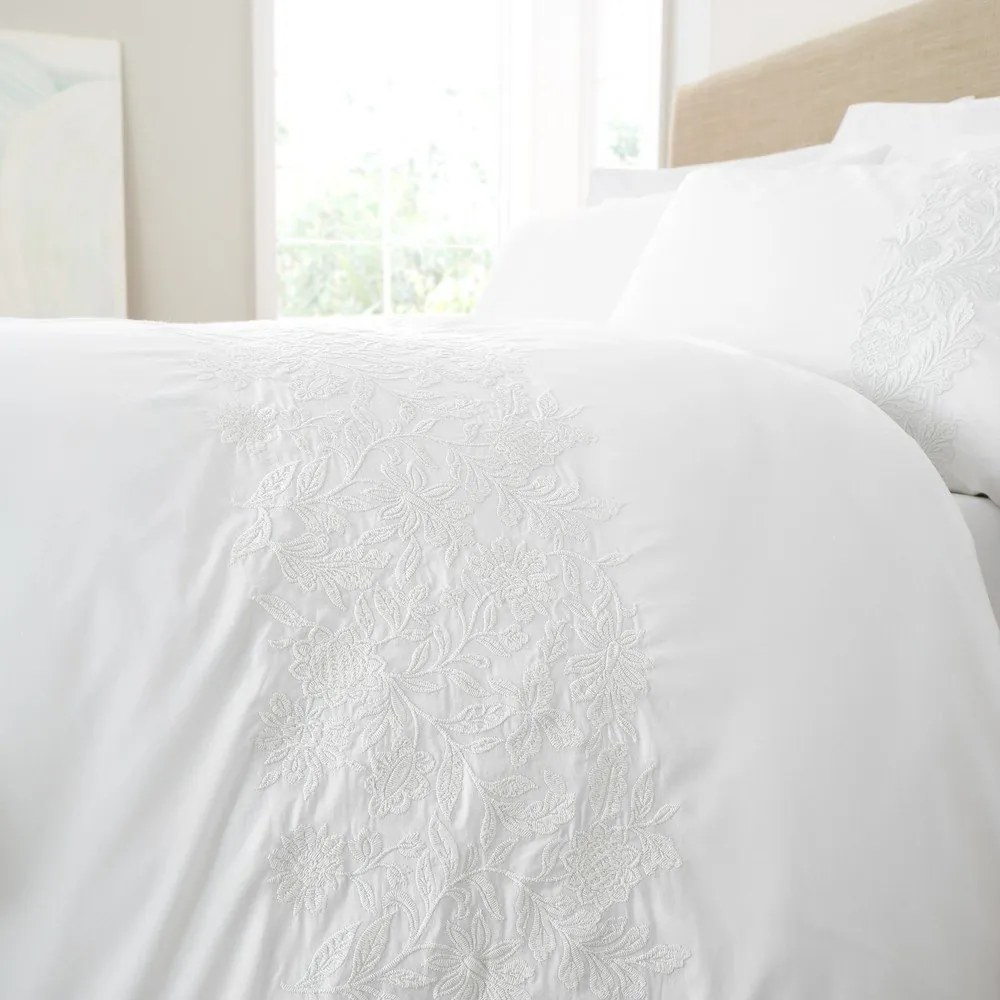 Set copripiumino e federa bianco in cotone per letto matrimoniale e per letto esteso 230x220 cm Embroidery Floral – Bianca