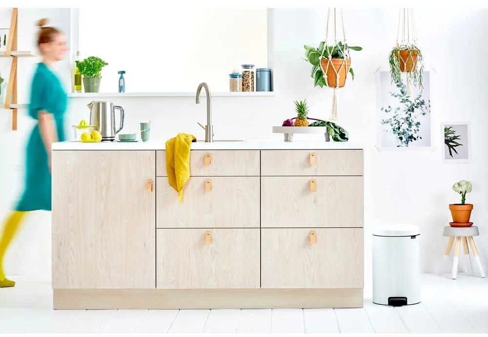 Bidone in acciaio bianco da 20 l NewIcon - Brabantia