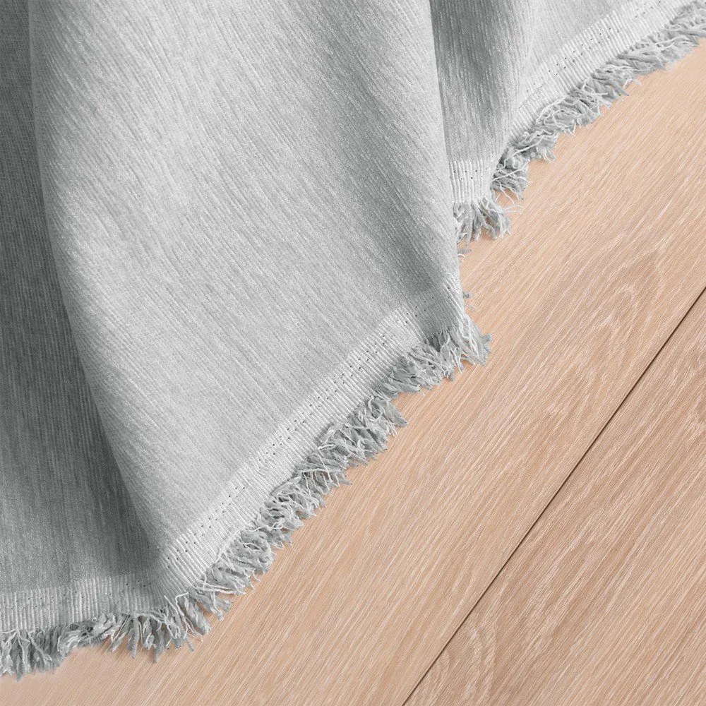 Copriletto grigio chiaro in ciniglia 220x240 cm Talo – Filumi