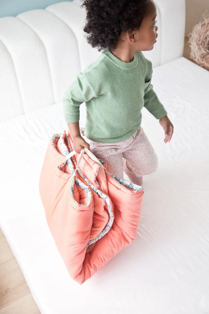 Lilliputiens - Tappetino da gioco e sacco nanna - Cervo Stella