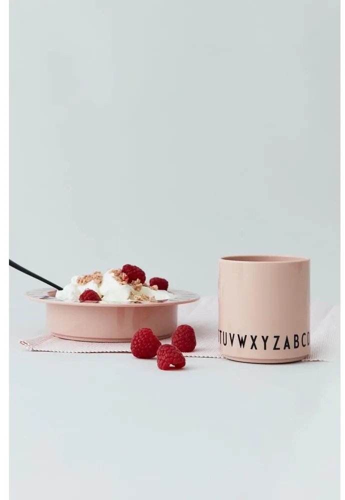Tazza per bambini rosa Eat & Learn - Design Letters