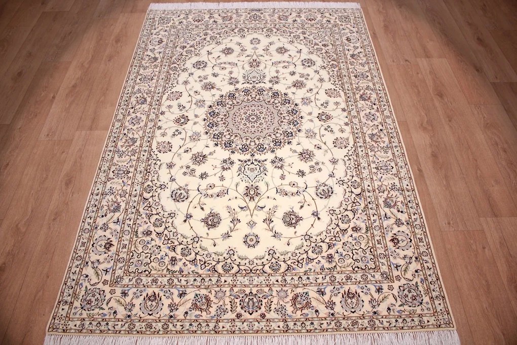 Nain Tappeto 230 x 160 (Iran) Annodato A Mano