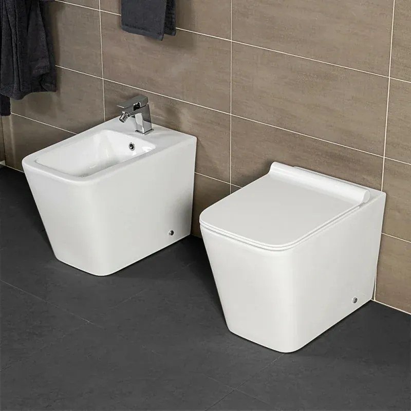 Wc filomuro Rimless serie Malaga in ceramica bianco lucido