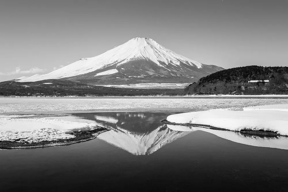 Carta da parati – Monte Fuji giapponese in bianco e nero