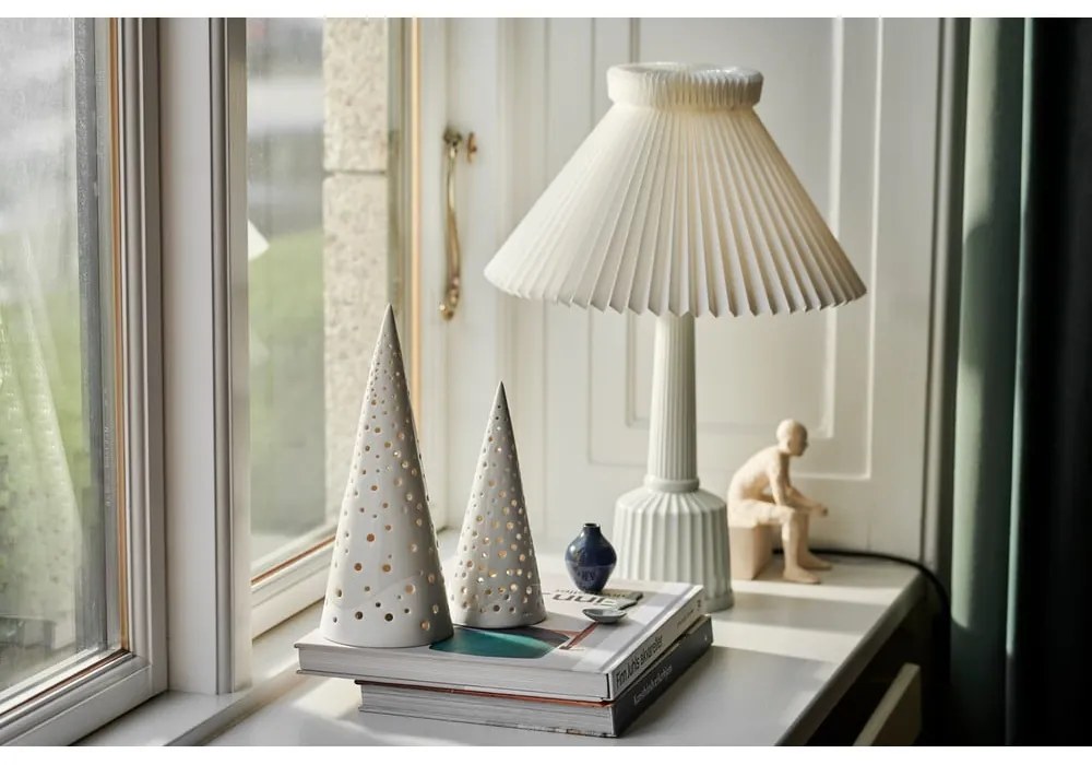 Portacandele natalizio bianco in bone china, altezza 30 cm Nobili - Kähler Design