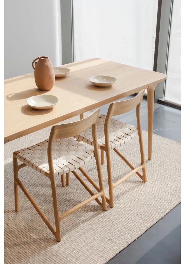 Sedia da pranzo in legno massiccio di quercia con seduta nera Fawn - Gazzda