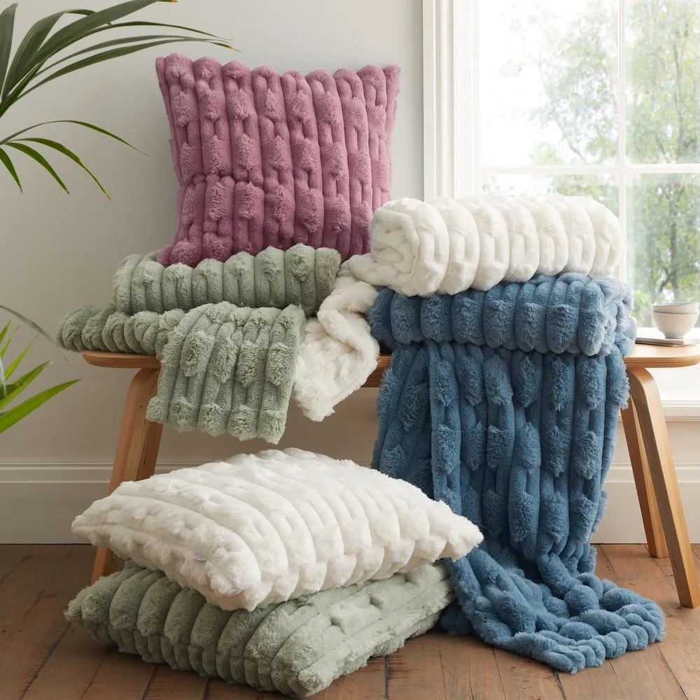 Cuscino decorativo in micropile 50x50 cm Carved Fur – Bianca