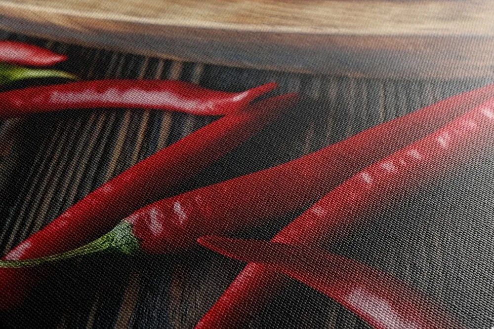 Quadro su tela – Tavola con peperoncini