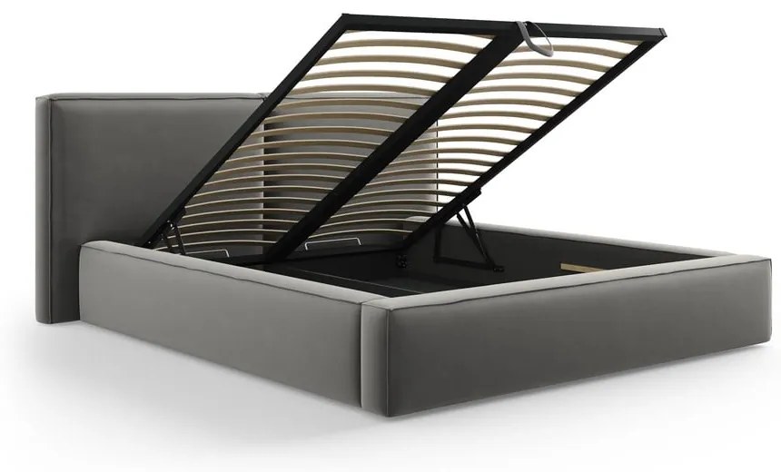 Letto matrimoniale imbottito grigio in velluto con contenitore con rete inclusa 180x200 cm Arendal – Cosmopolitan Design