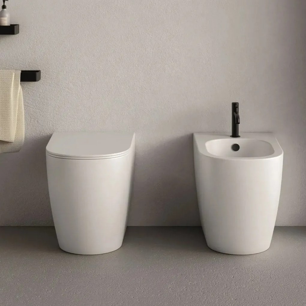 Coppia Di Sanitari a Terra Senza Brida Nic Design "Pin" Bianco Opaco