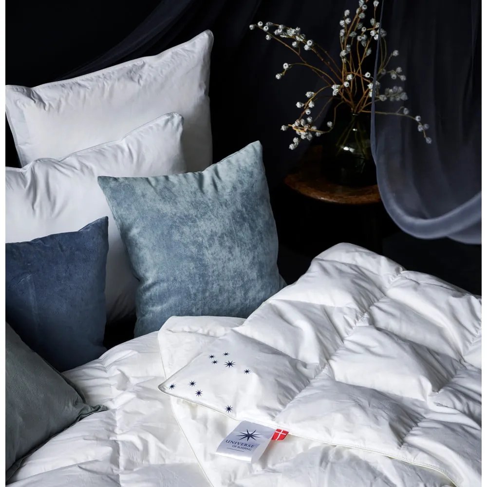 Piumino estivo con imbottitura in piuma 140x200 cm Capella Cool - Universe of Sleeping