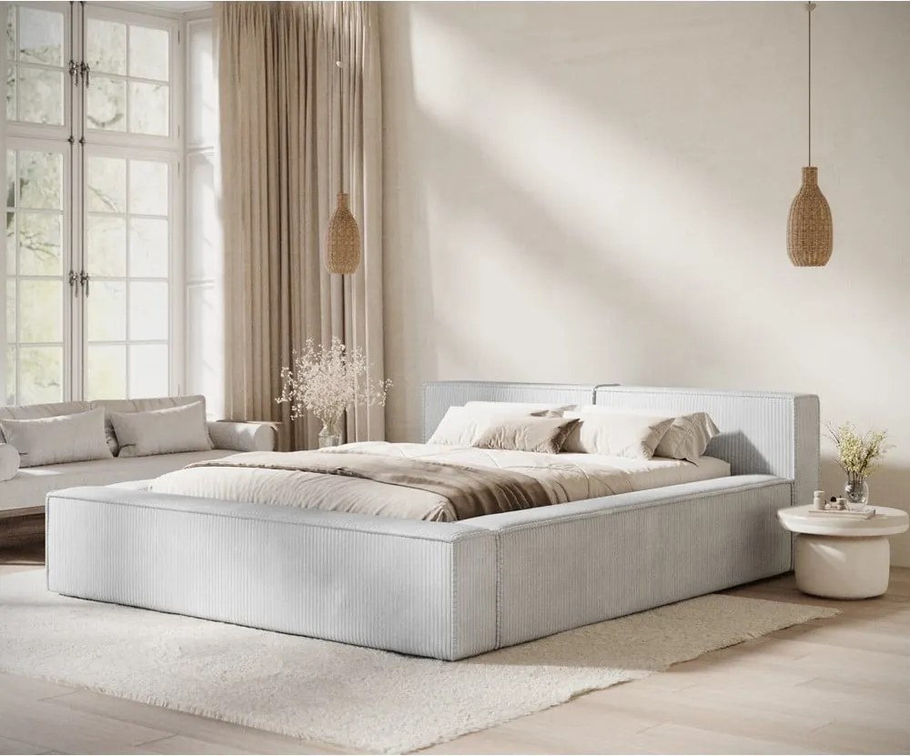 Letto matrimoniale imbottito grigio chiaro con contenitore con rete inclusa 200x200 cm Voliera – Maison de Rêve