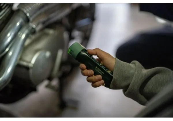 Ledlenser KIDBEAM4 DINO - Torcia dimmerabile a LED per bambini, 2x AAA, IP44, verde