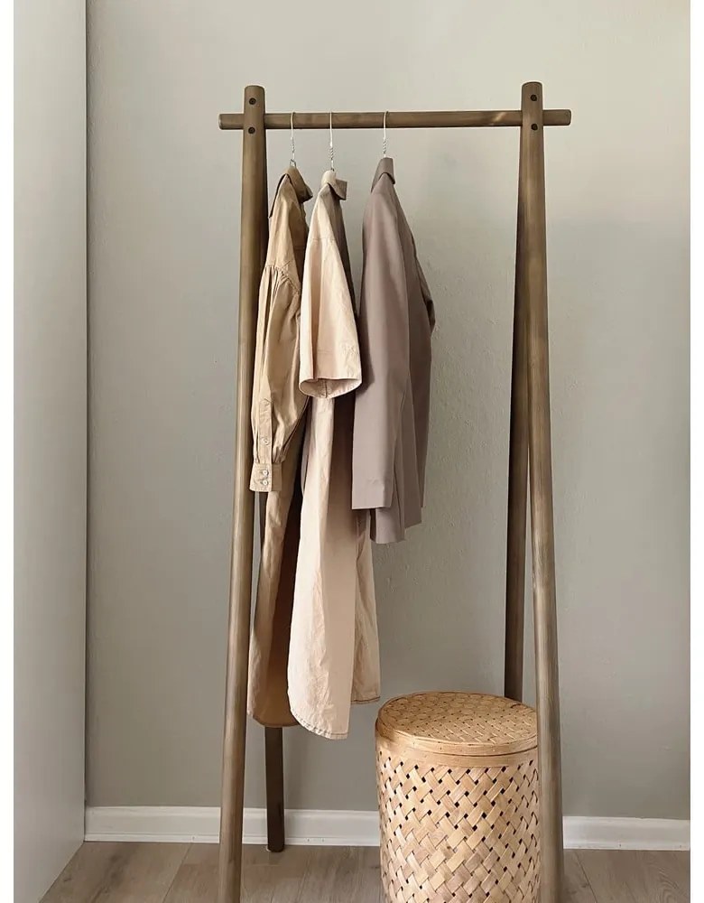 Appendiabiti in legno di pino marrone Hongi - Karup Design