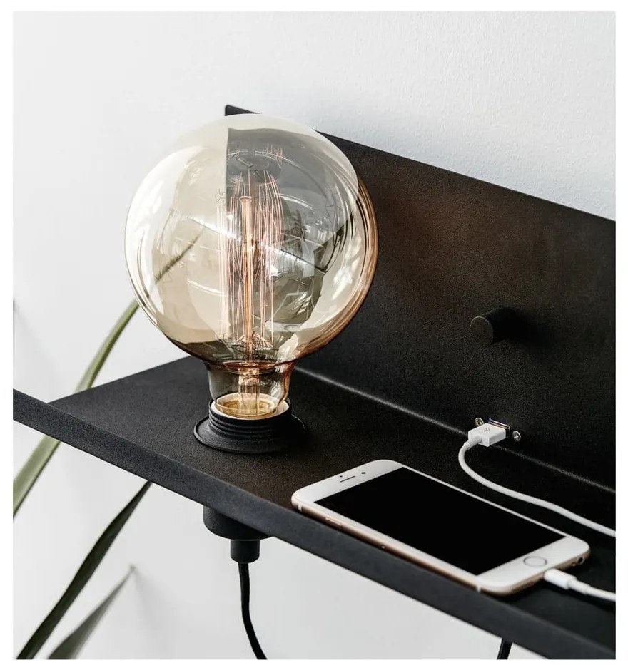 Lampada da parete nera con stazione di ricarica USB Multi - Markslöjd