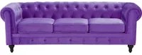 Divano Chesterfield Tessuto Velluto Viola Rivestimento Gambe In Legno Scuro 3 Posti Contemporaneo