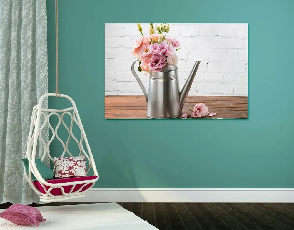 Quadro su tela – Bouquet di fiori in annaffiatoio