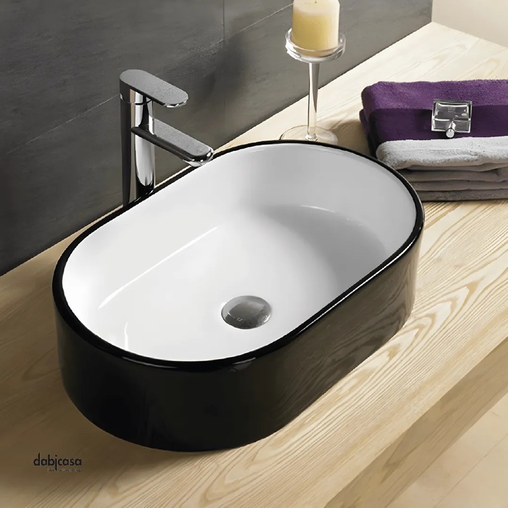 Lavabo D'Appoggio Ovale "Break The Rules" Da 55 Cm In Ceramica Finitura Nero Lucido/Bianco Lucido