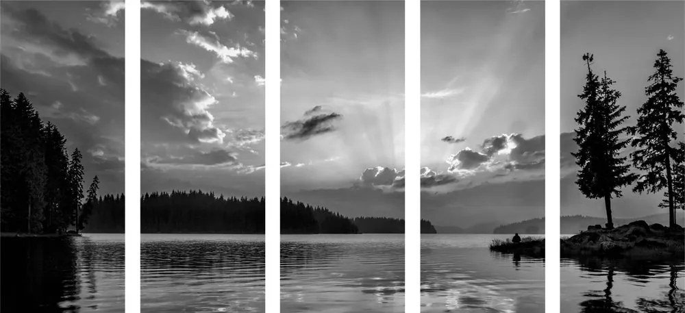 Quadri 5 pezzi – Riflesso del lago di montagna in bianco e nero