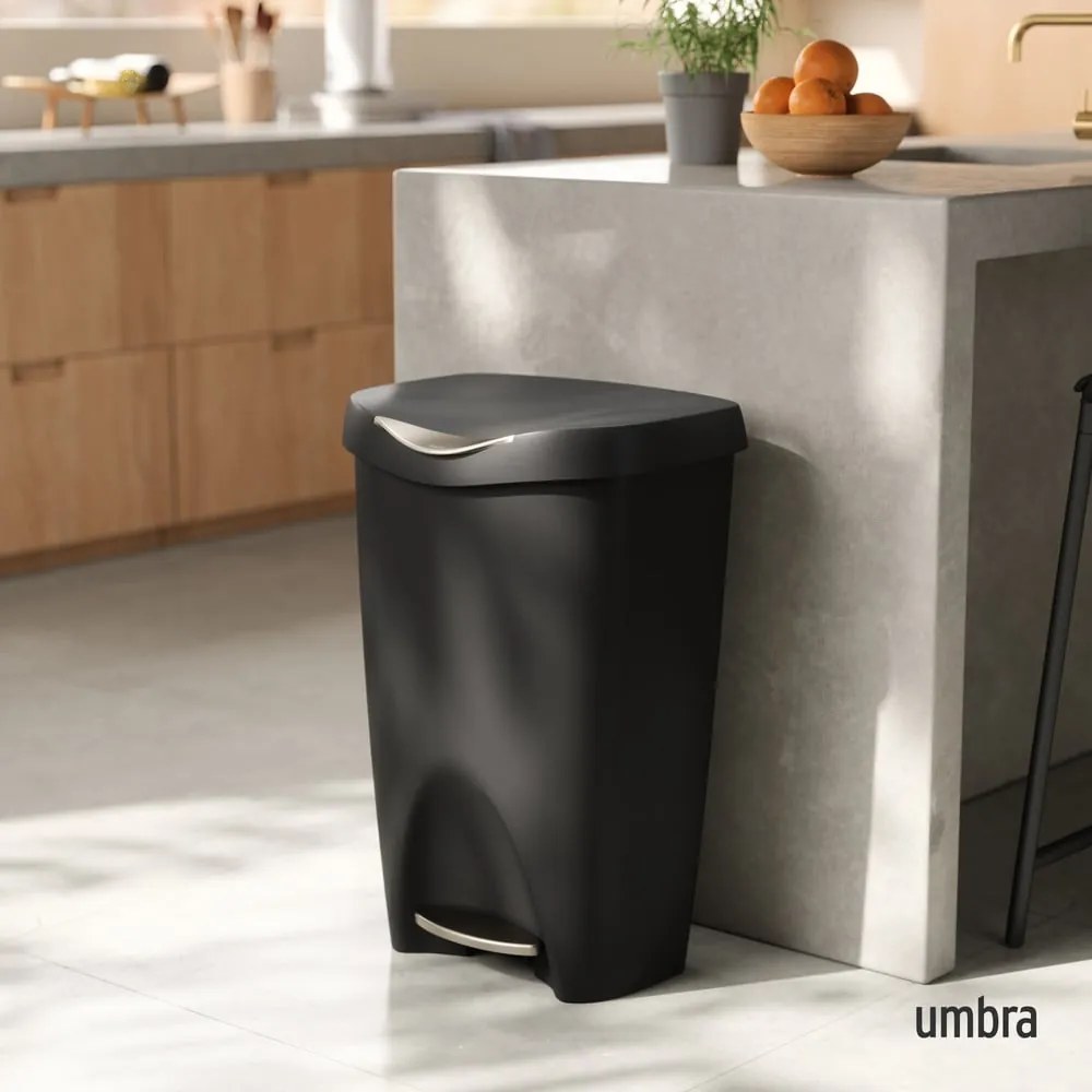 Bidone nero in plastica 50 l Brim - Umbra