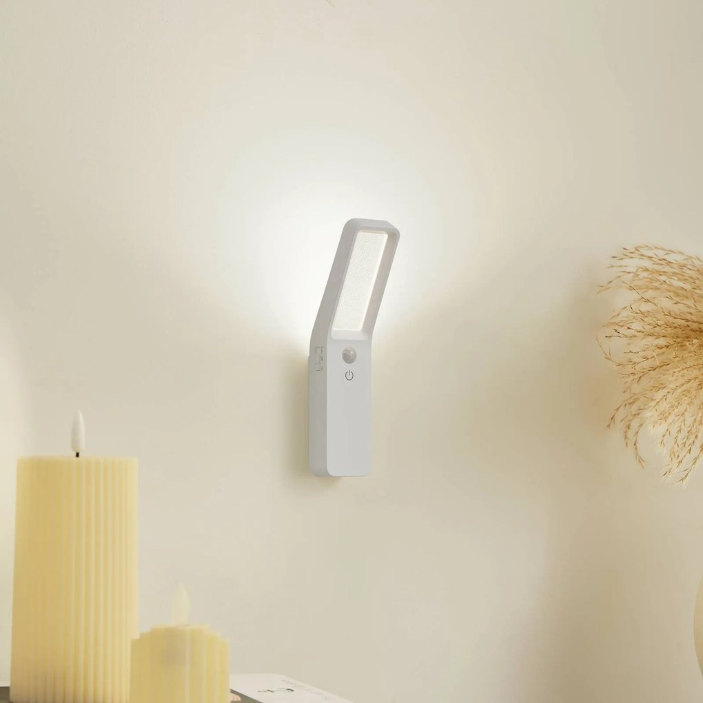 Lindby Applique a LED Taska, bianco, plastica, sensore