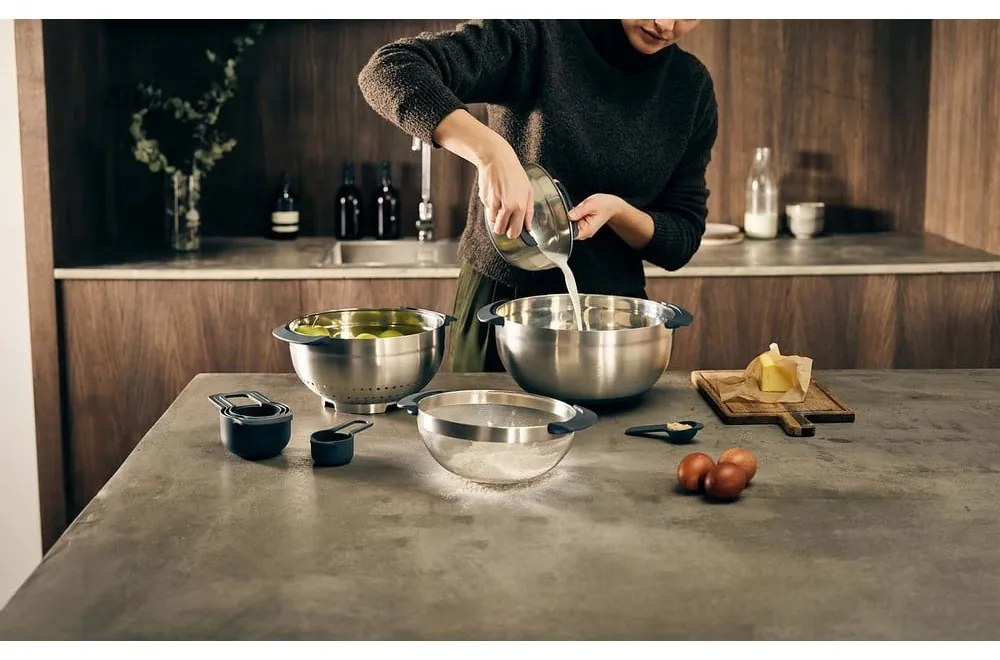 Ciotole in argento lucido in set di 9 pezzi Nest 100 Collection - Joseph Joseph